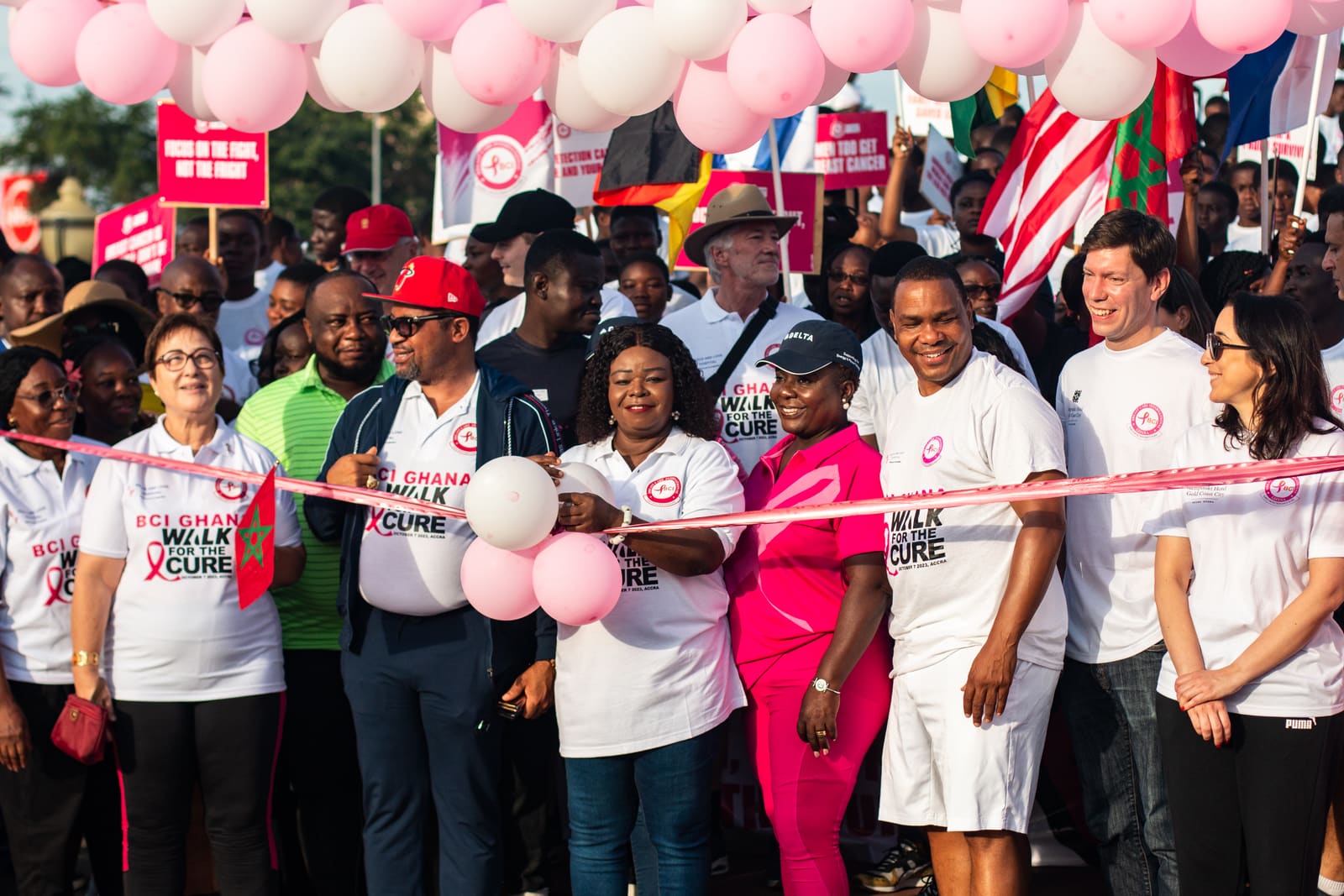 BCI Walk for the Cure crowd in pink